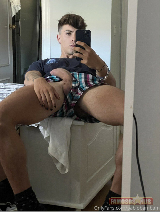 Influencer Pablo Merino Causa Com Nudes Incr Veis